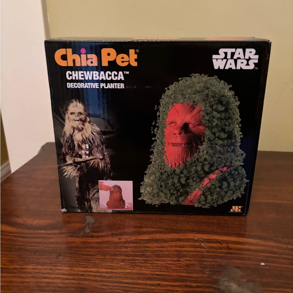 star wars Chewbacca chia pet NWT